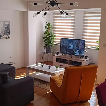 Spacious Modern Apartment With Private Parking Skopje Extérieur photo