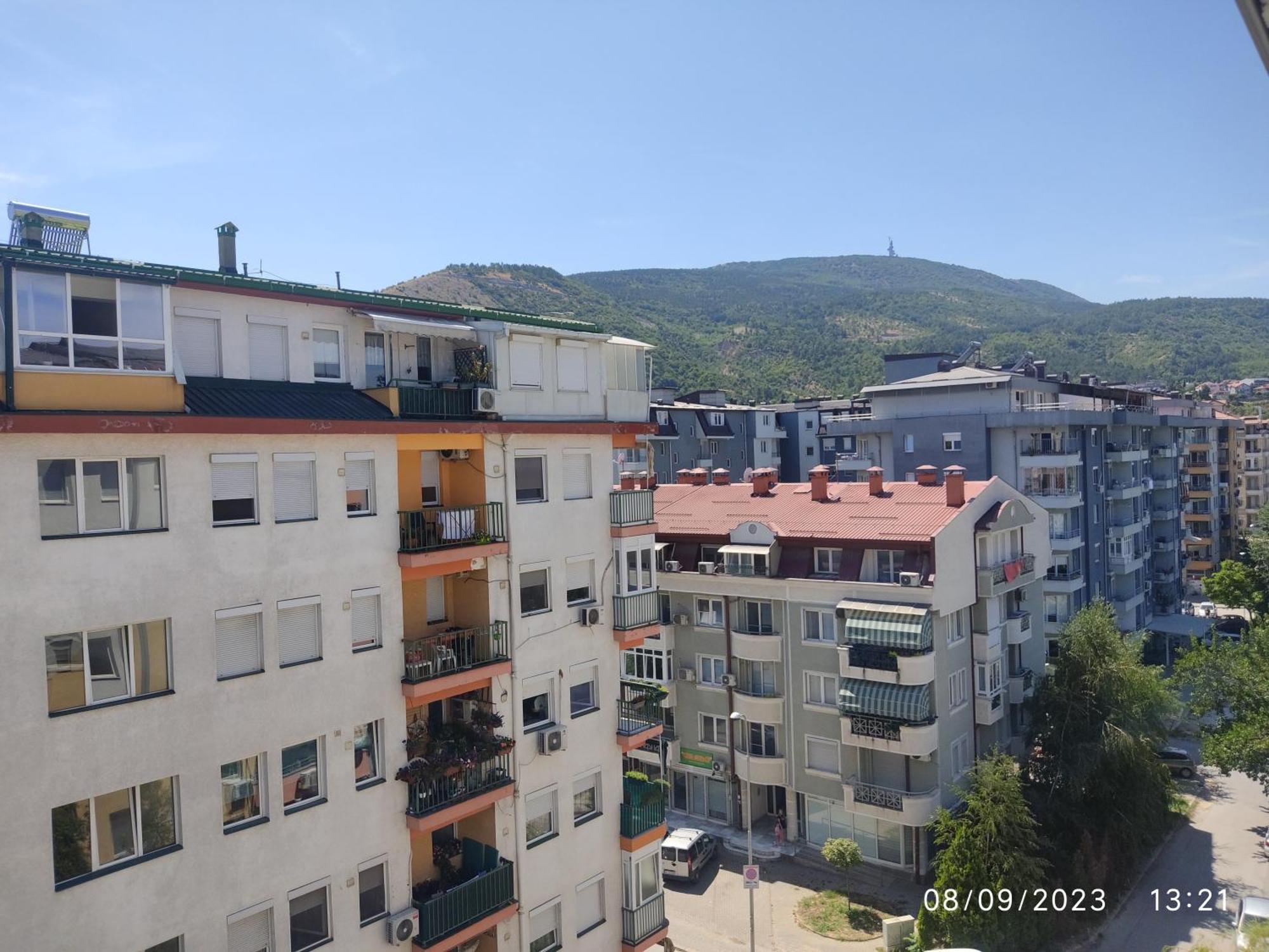 Apartament Spacious Modern With Private Parking *