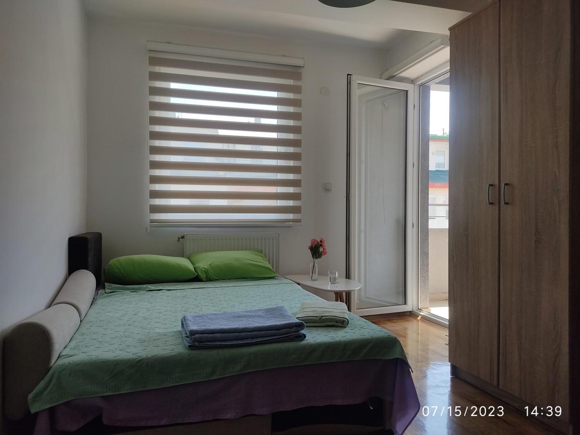 Spacious Modern With Private Parking * Скопие